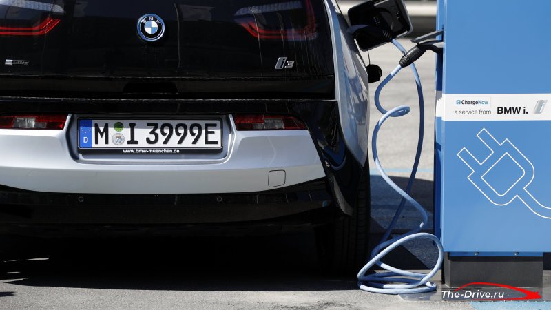 Германия выделит миллиарды на электромобили и инфраструктуру зарядки
