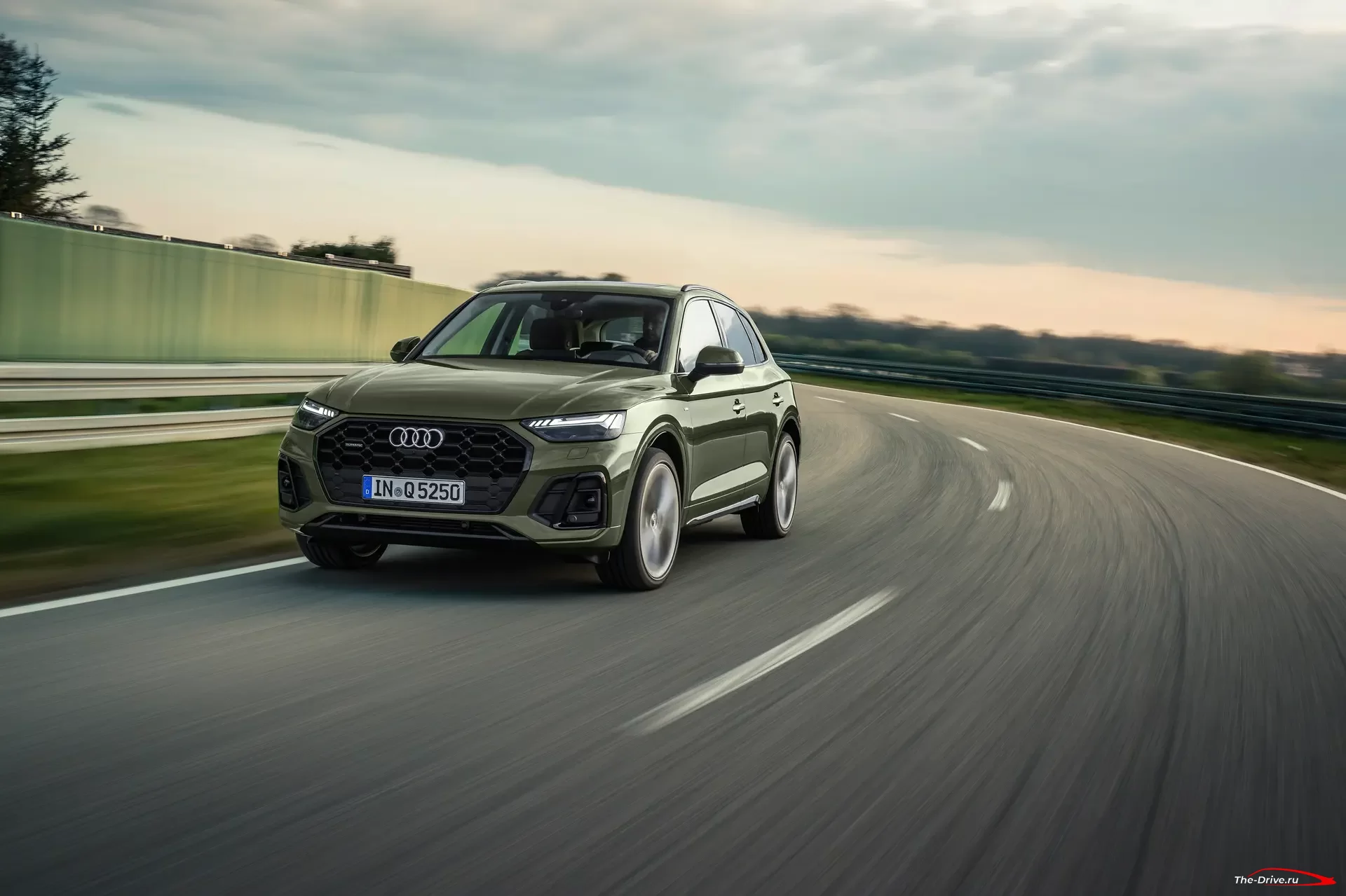 Audi Q5 2021 года получит больше мощности, новый внешний вид и лучшие технологии