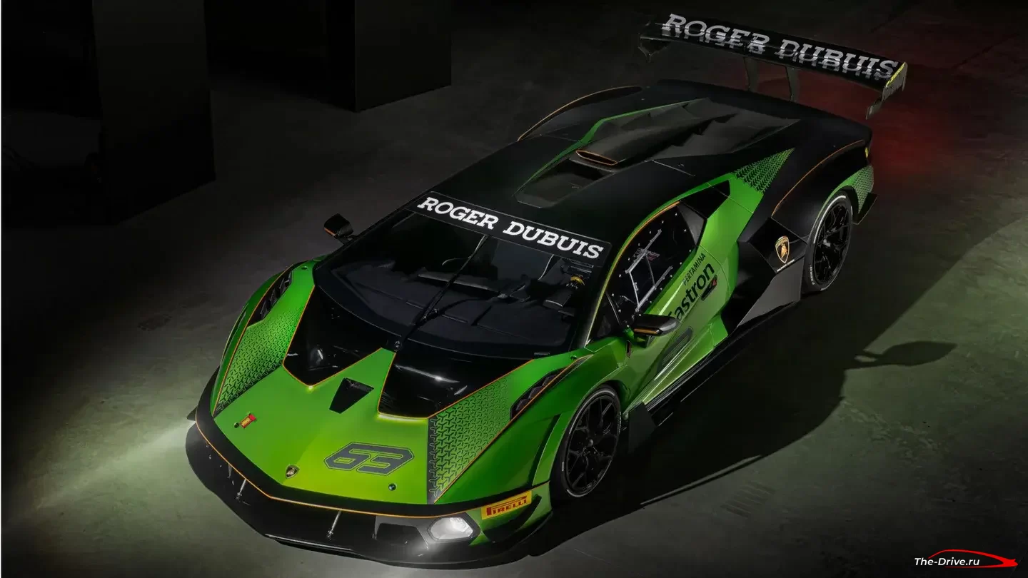 Lamborghini Essenza SCV12: первый автомобиль, который можно купить с каркасом безопасности из углеродного волокна FIA