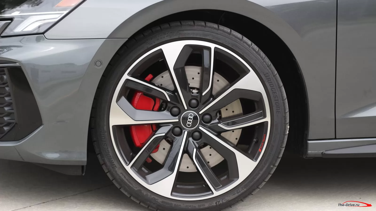 Обзор дорожных испытаний Audi S3 2022 года: производительность симпатичного размера